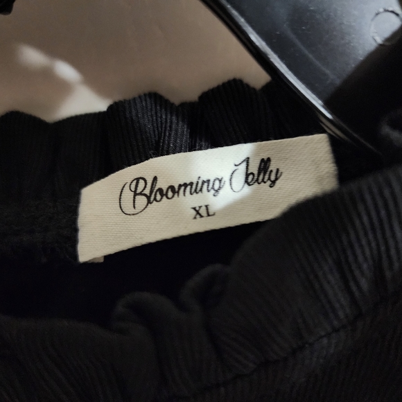 Blooming Jelly Top - Picture 5 of 7